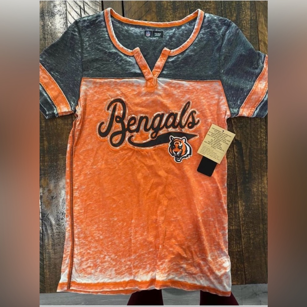 Bengals tee nwt